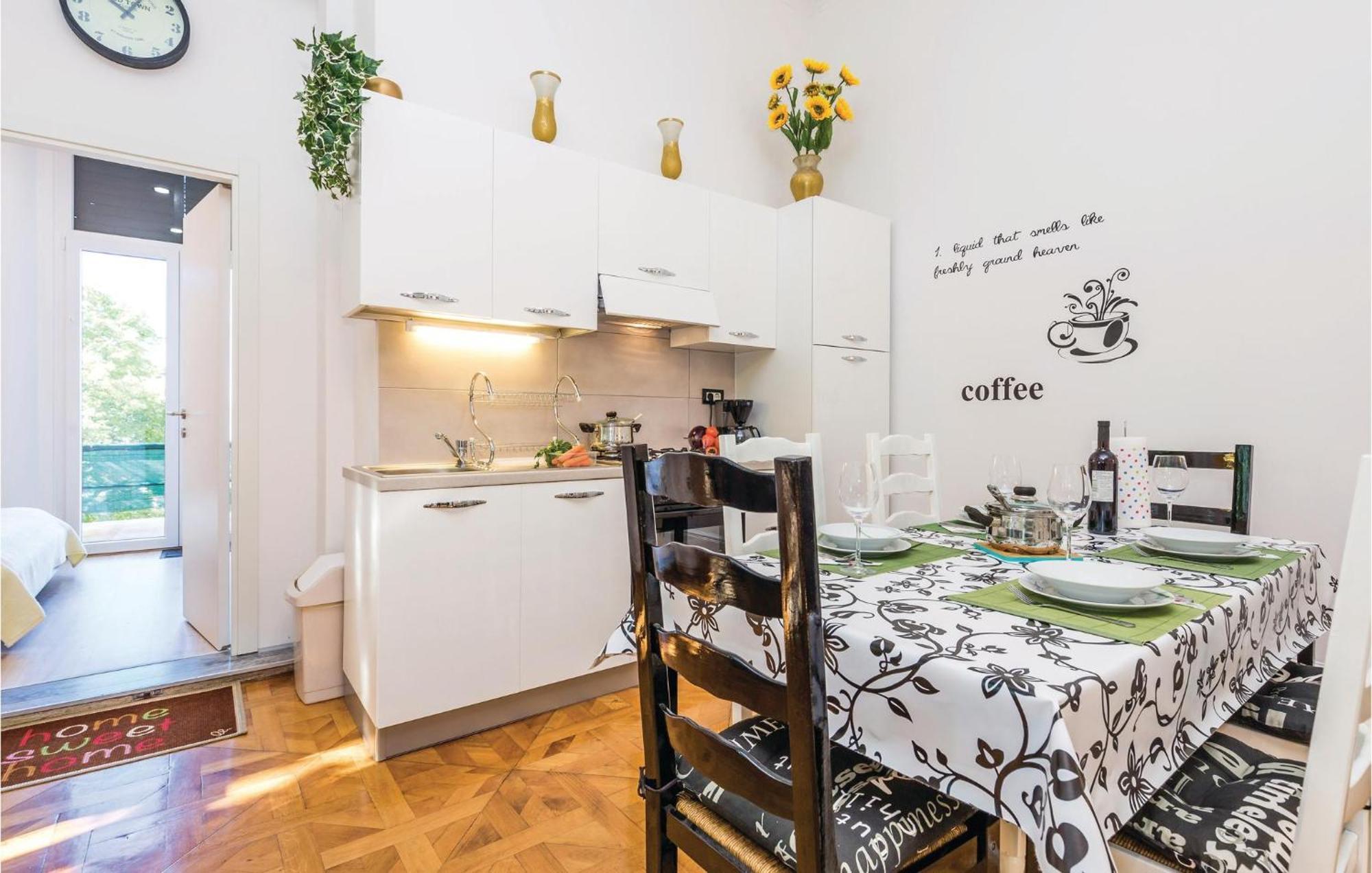 Amazing Apartment In Rijeka With Wifi Dış mekan fotoğraf