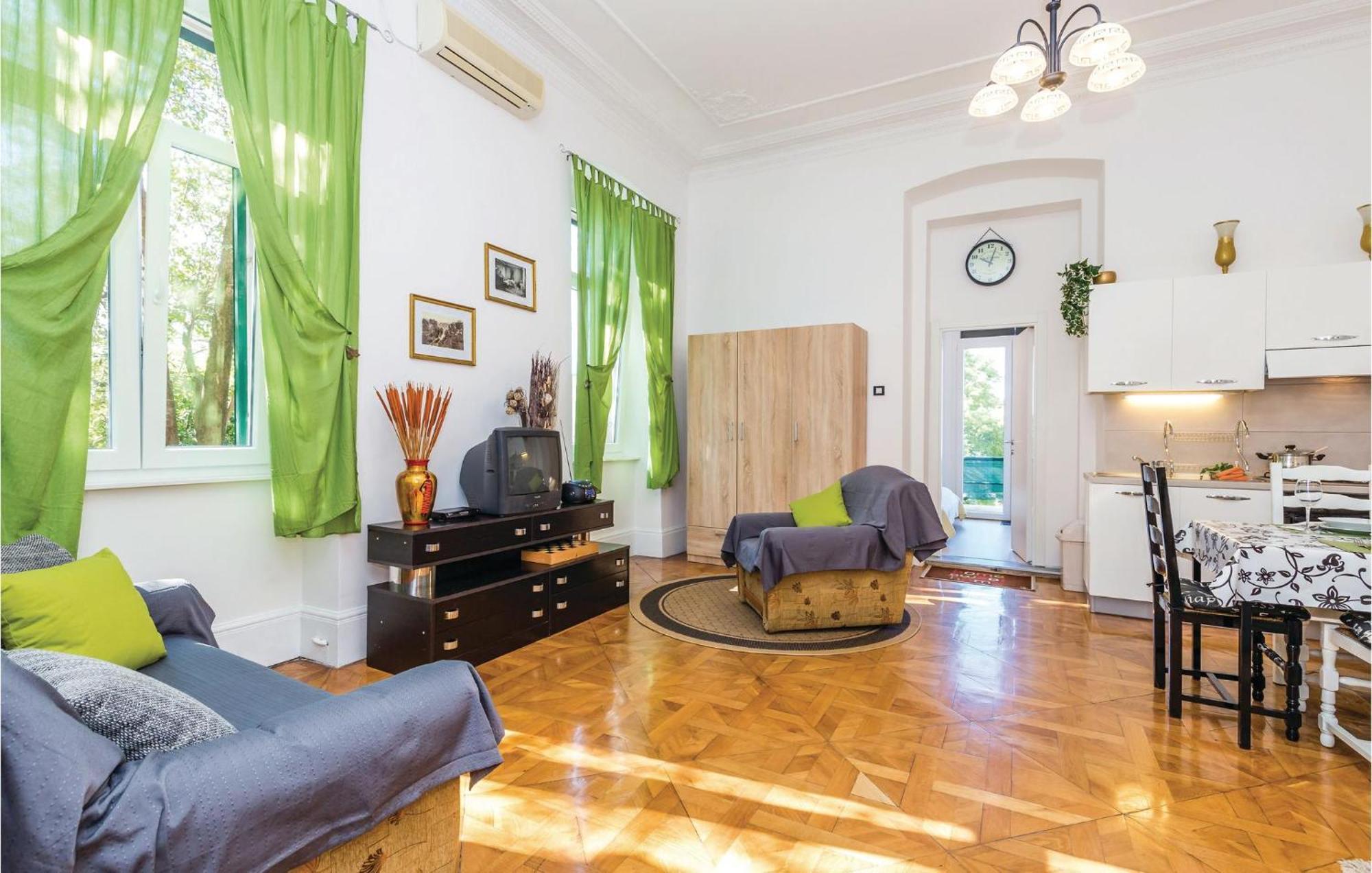 Amazing Apartment In Rijeka With Wifi Dış mekan fotoğraf